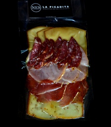 [p2171] LA PICADITA 3 FIAMBRES-2 QUESOS AHUMADOS A LEÑA NO ES SOBERBIA X 150 GRS